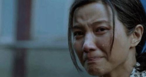 吃瓜婆婆流泪捂脸视频